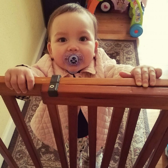 Meet your Posher, Traci - Picture 7 of 8